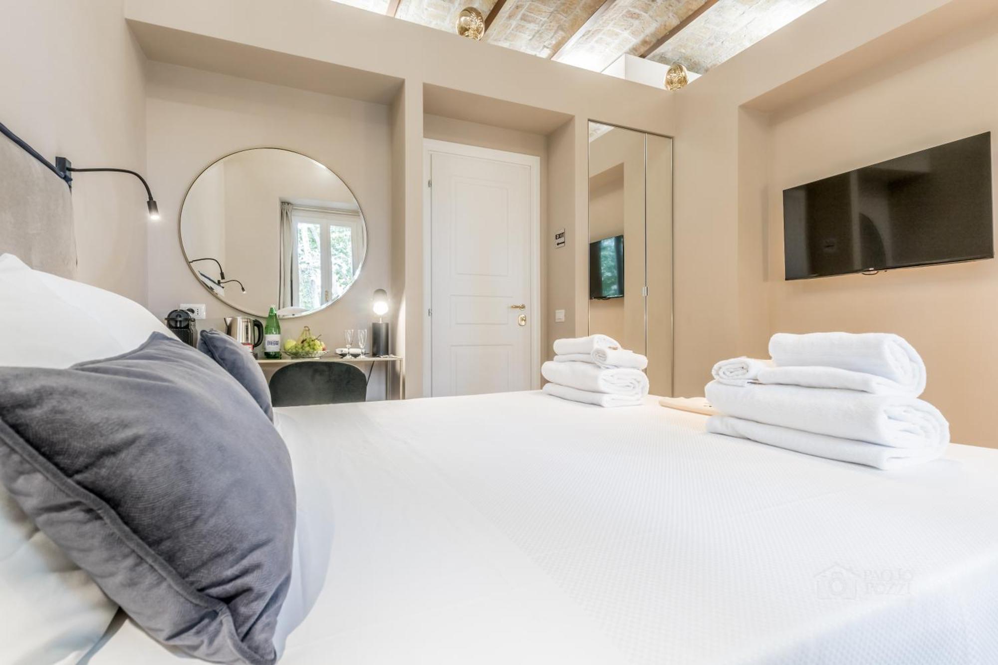 Queen Of Rome Luxury Rooms Екстер'єр фото