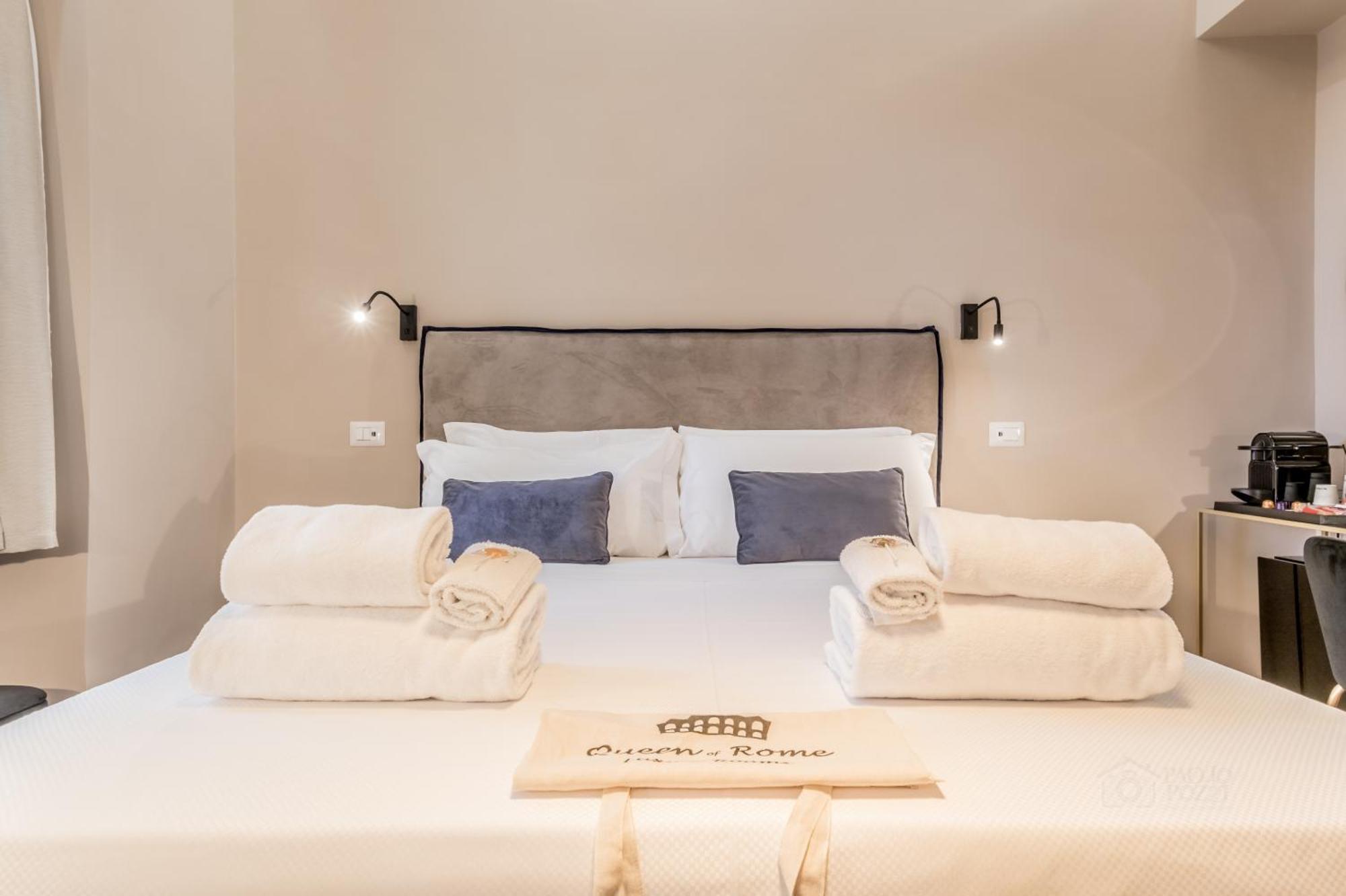 Queen Of Rome Luxury Rooms Екстер'єр фото
