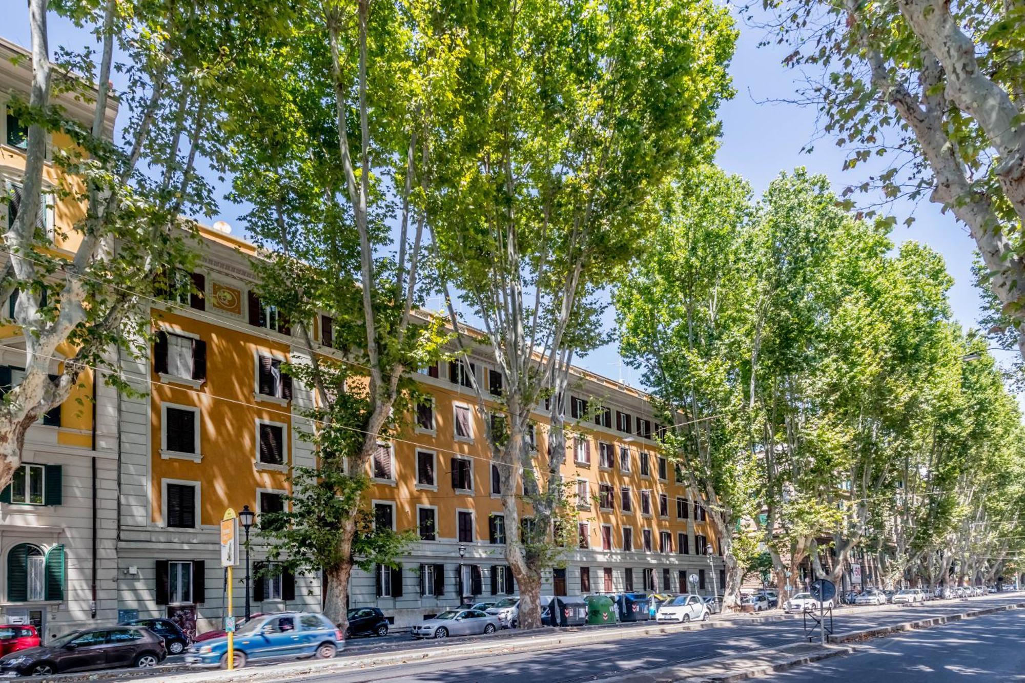 Queen Of Rome Luxury Rooms Екстер'єр фото